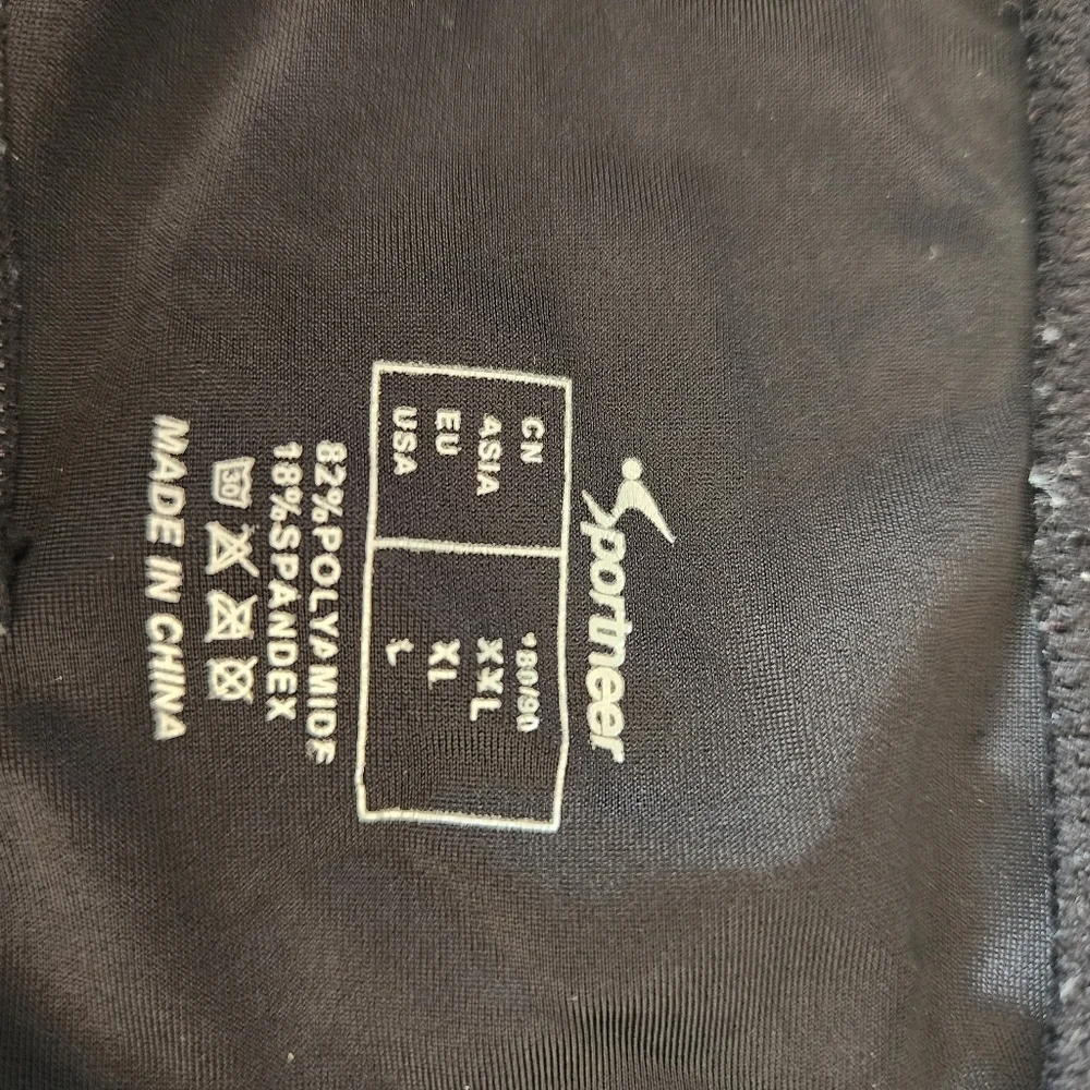 Sportneer Black Padded Cycling Shorts Size L